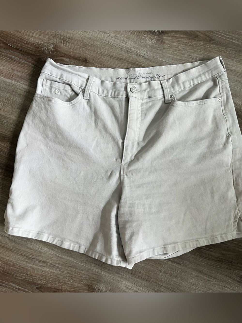 Casual Shorts Slimming effect